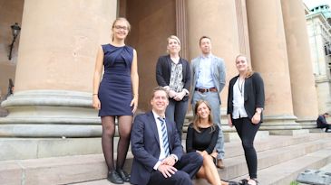 Hold et foran byretten
